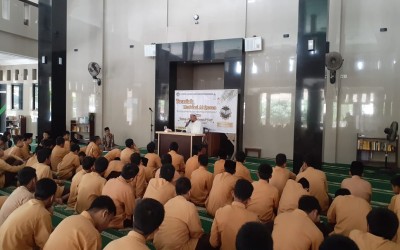 Motivasi Al Qur'an Dan Tausiah Ustad Ahmad Ka'wileh Dorong Santri Semangat Santri Untuk Menghafal Al Qur'an